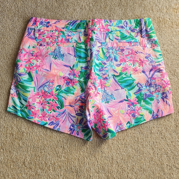 Lilly Pulitzer Vibrant Floral Women's Shorts - Picture 2 of 4
